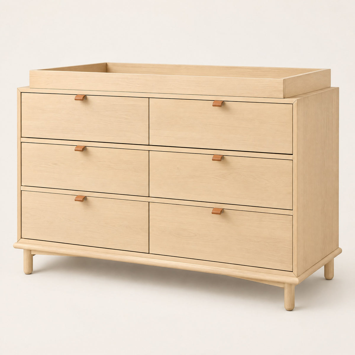 Commode à langer chêne 6 tiroirs avec plan à langer, vue de trois quarts
