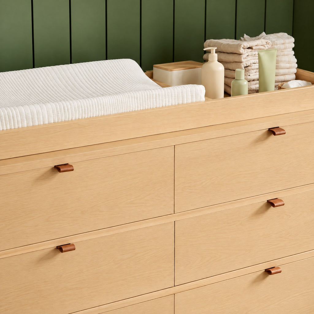 Commode à langer chêne, détail du plan à langer