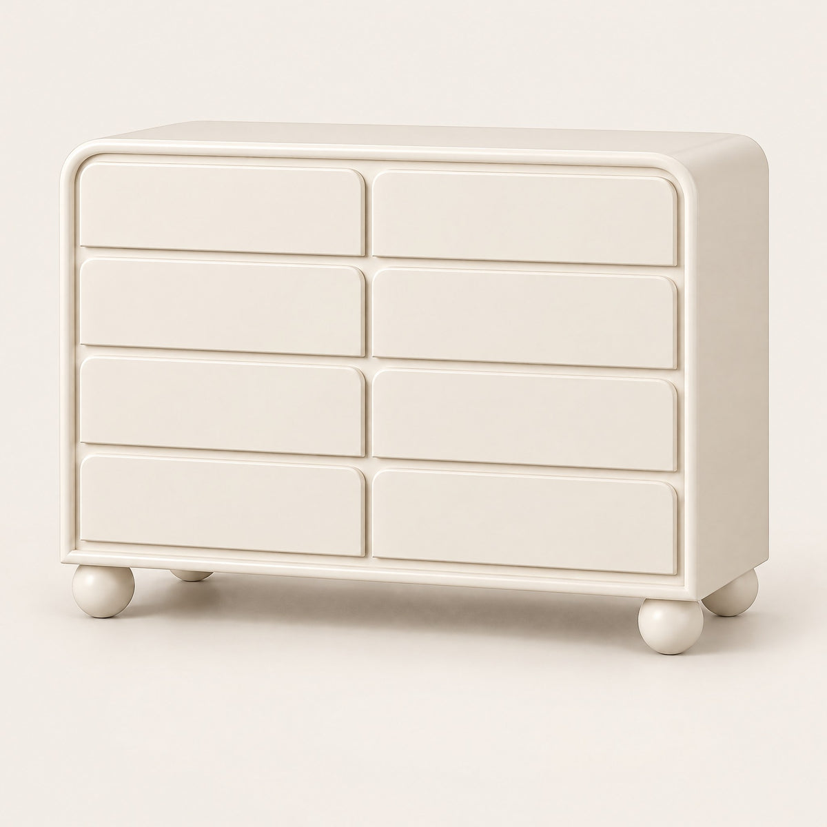 Commode crème 8 tiroirs, pieds boule, vue de trois quarts